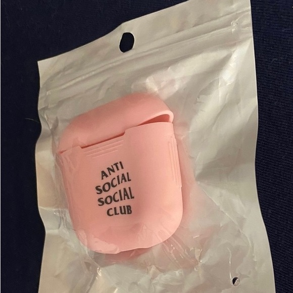 *NWT* Anti Social Social Club (ASSC) Rubber Air Pod Case - Picture 5 of 11